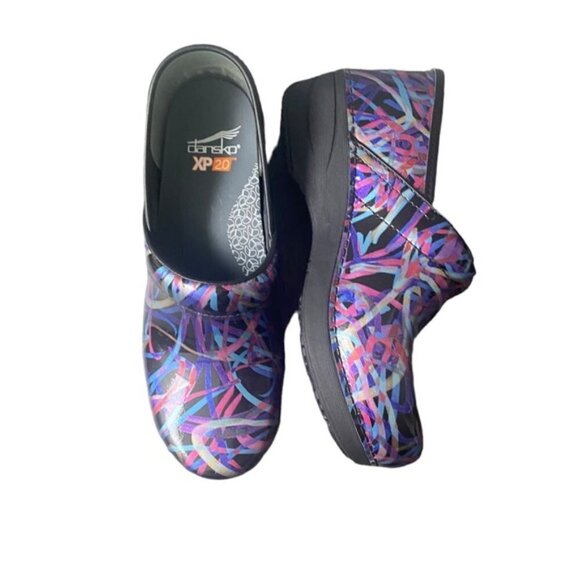 Dansko New Women's XP 2.0 Clogs Ribbon Patent size 38 - Picture 3 of 12